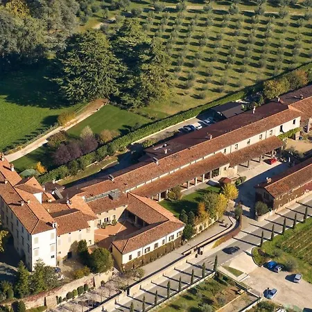 Farm stay Borgo Santa Giulia *