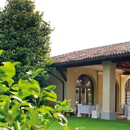 Farm stay Borgo Santa Giulia *
